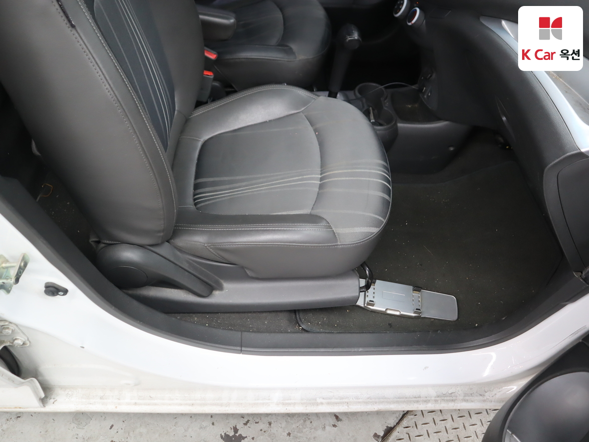 جنرال موتورز كوريا سبارك 2013 - صورة 29