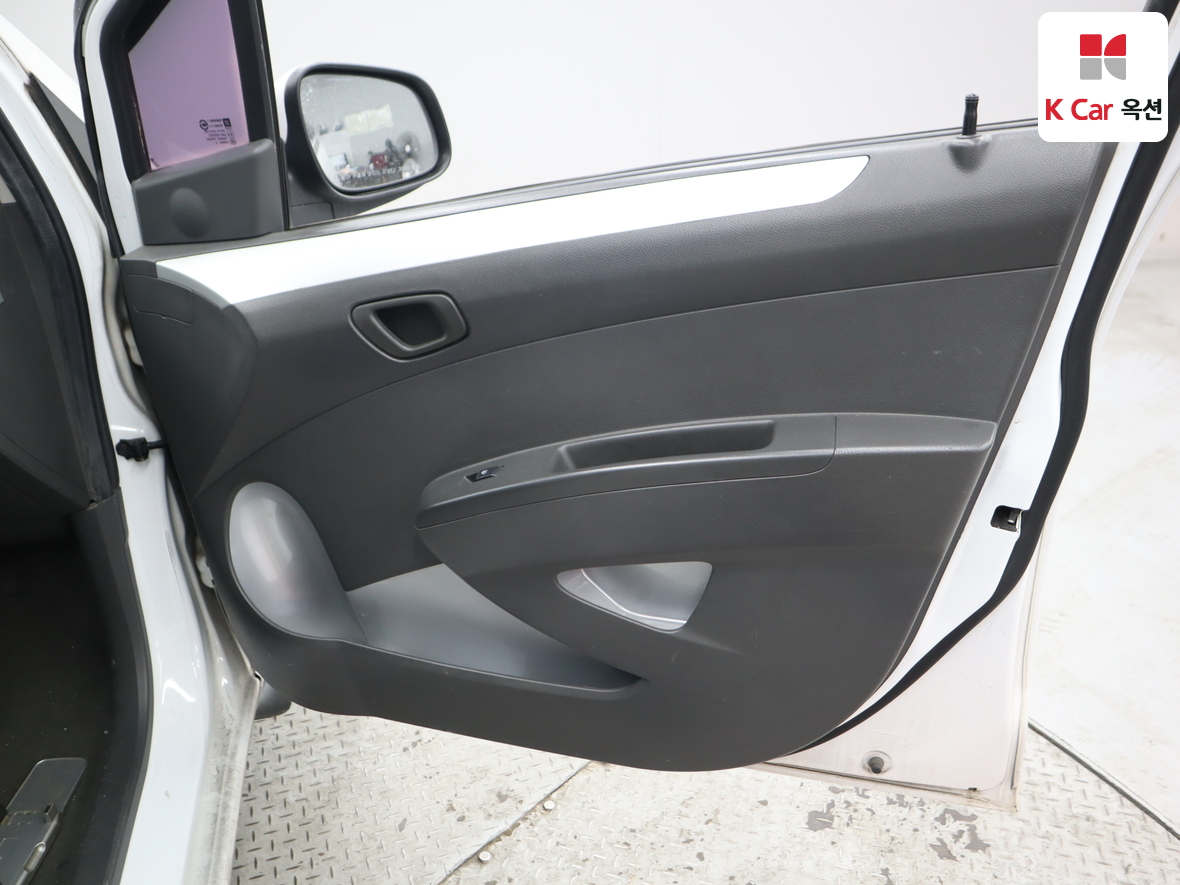 جنرال موتورز كوريا سبارك 2013 - صورة 28