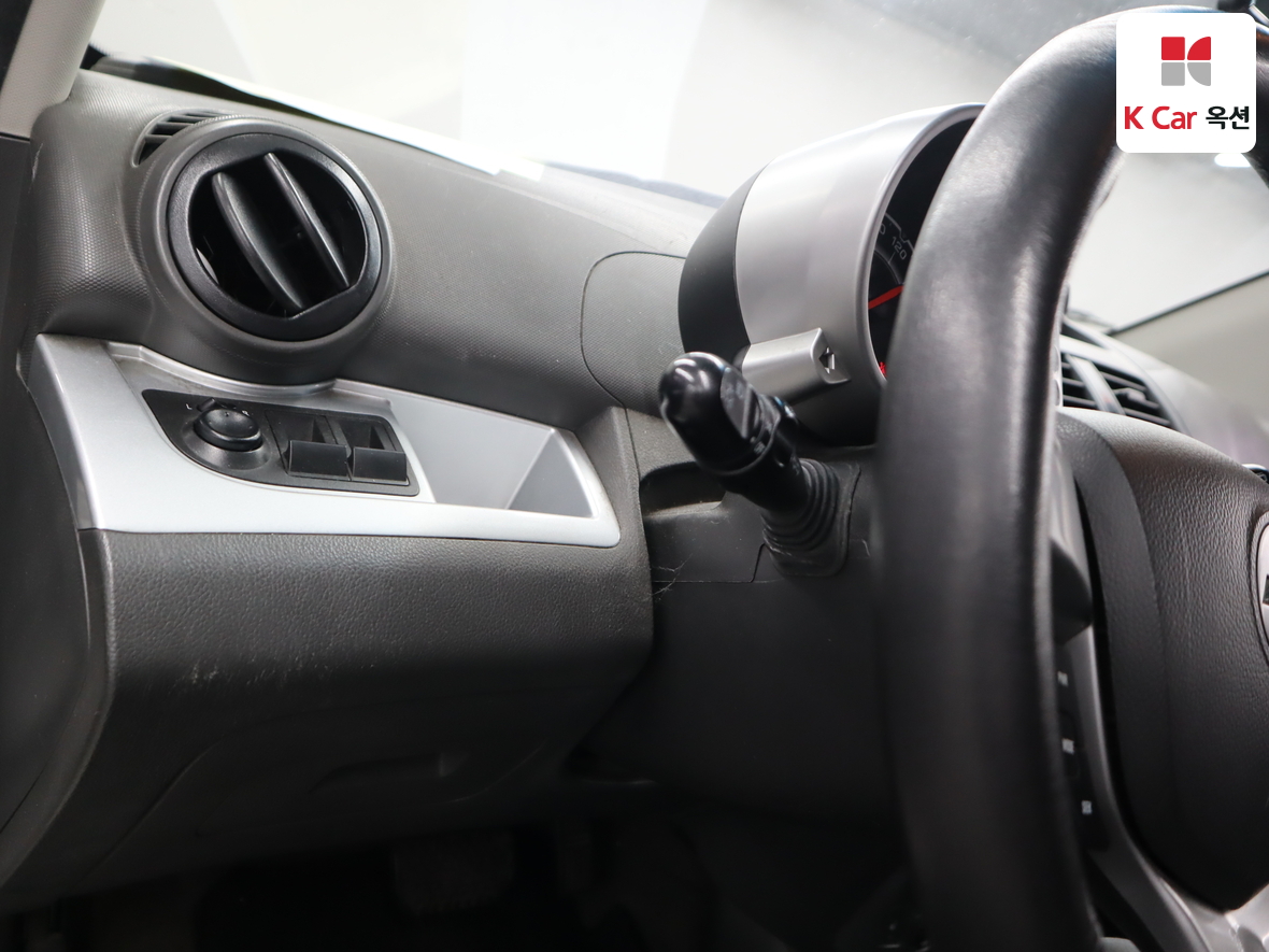 جنرال موتورز كوريا سبارك 2013 - صورة 9