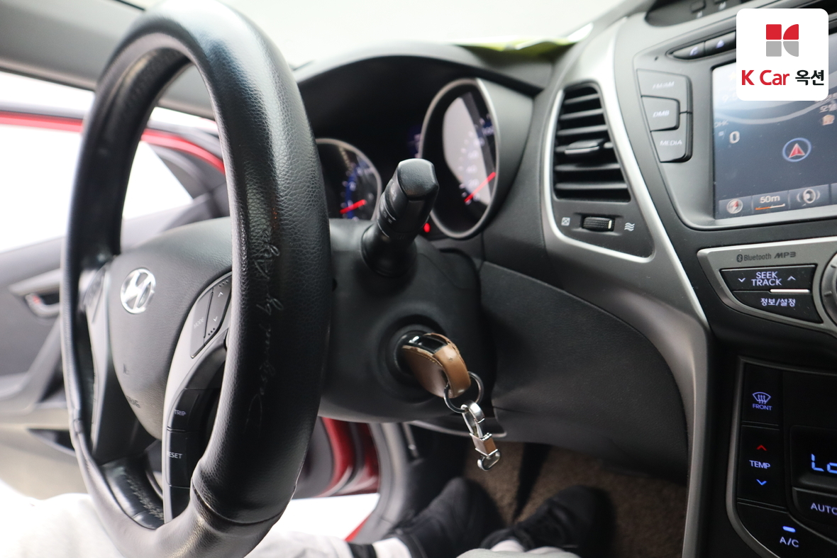 هيونداي إلانترا 2014 - صورة 11