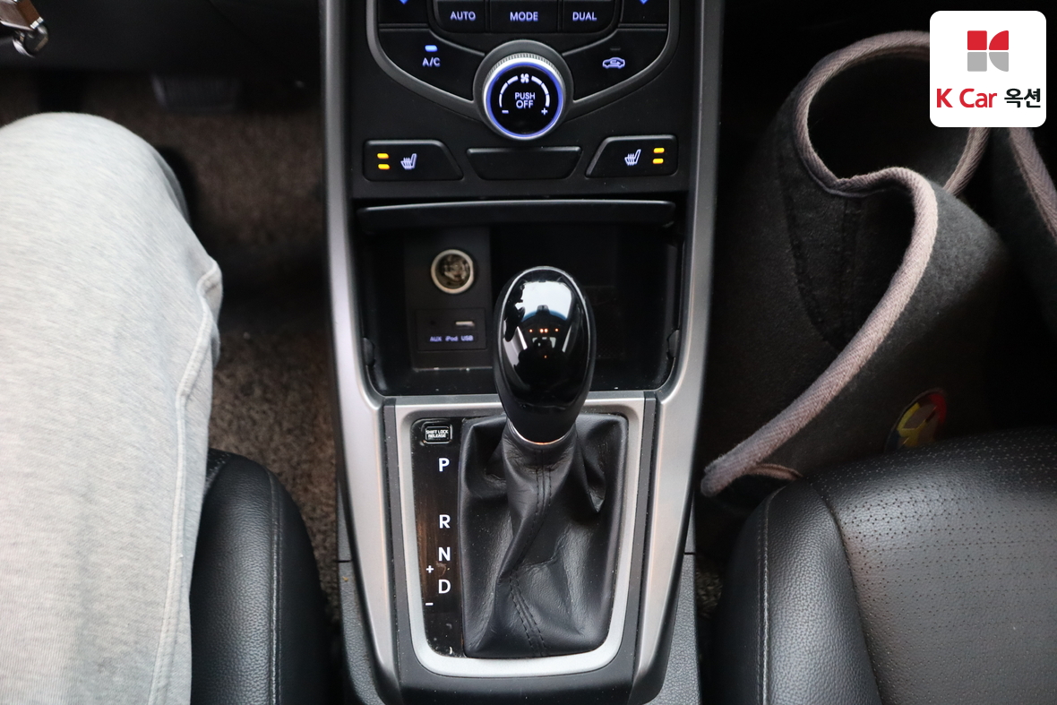 هيونداي إلانترا 2014 - صورة 17