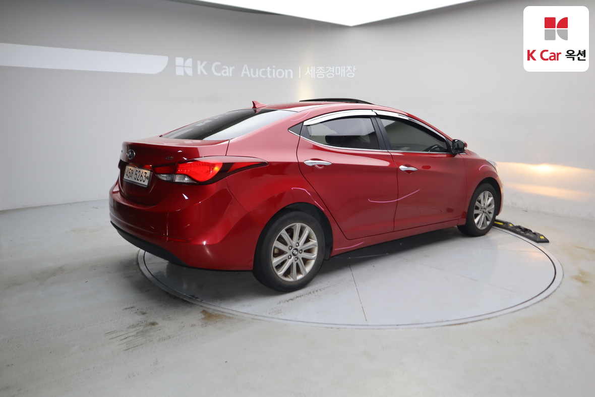 هيونداي إلانترا 2014 - صورة 2