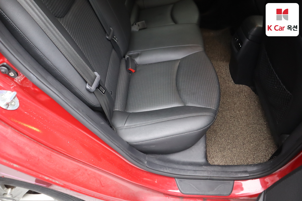 هيونداي إلانترا 2014 - صورة 29