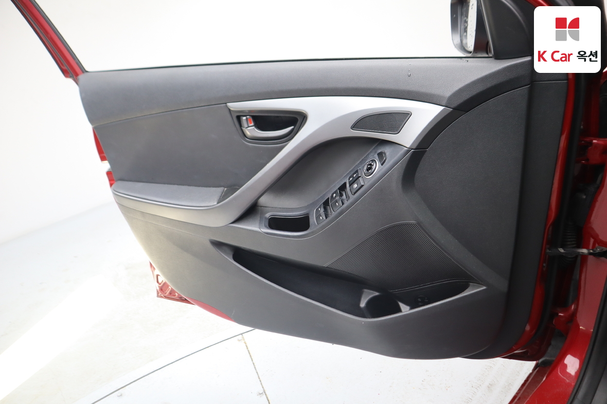 هيونداي إلانترا 2014 - صورة 8