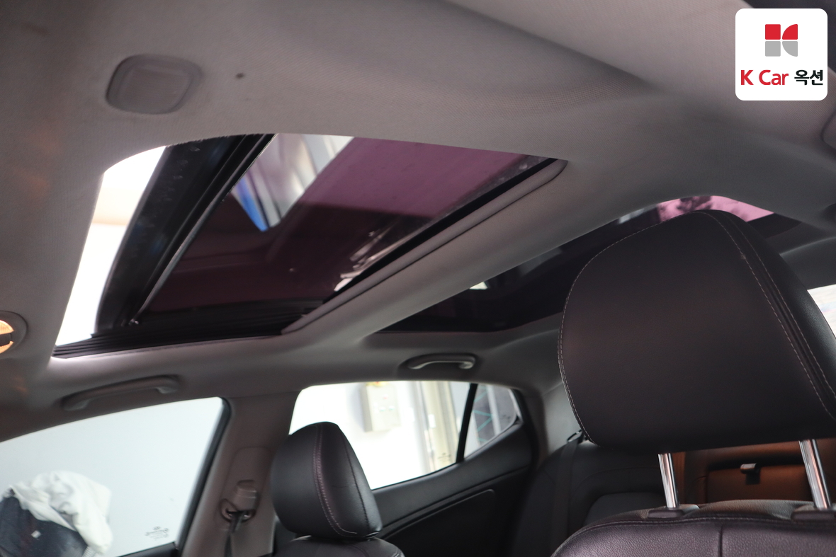 Kia K5 2013 - Image 21