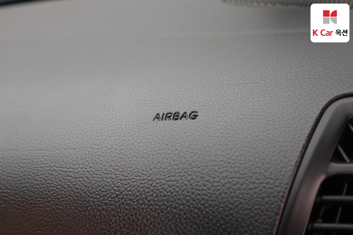 Kia K5 2013 - Image 31