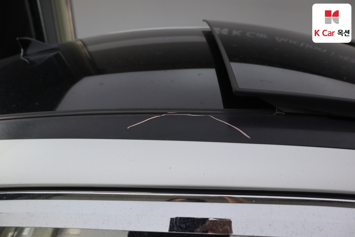 Kia K5 2013 - Image 38