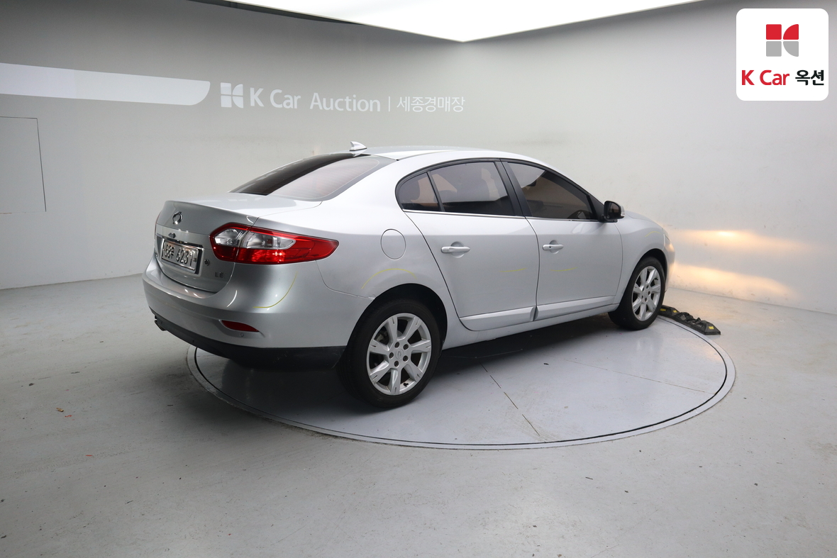 Renault Korea  SM3 2010 - Image 2