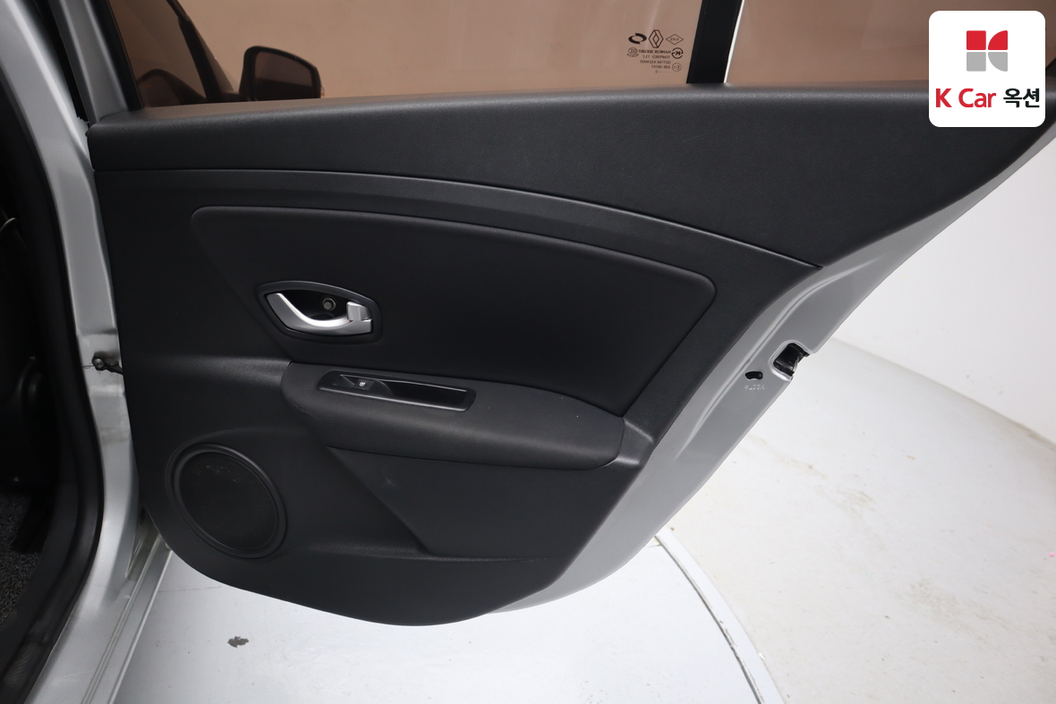 Renault Korea  SM3 2010 - Image 24