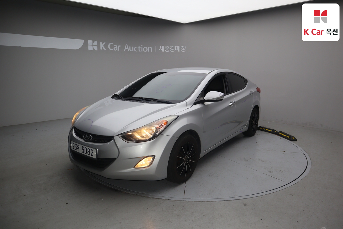 Hyundai Elantra 2012 - Image 1