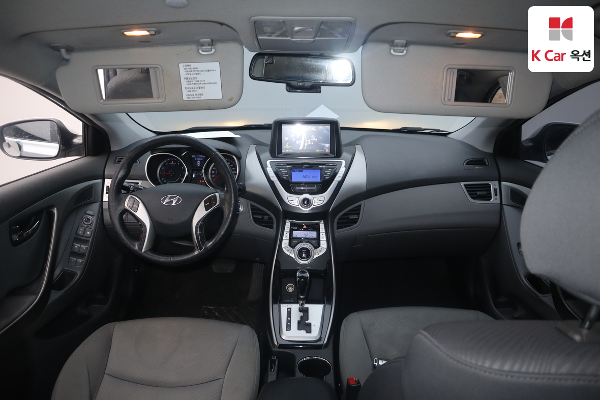 Hyundai Elantra 2012 - Image 3