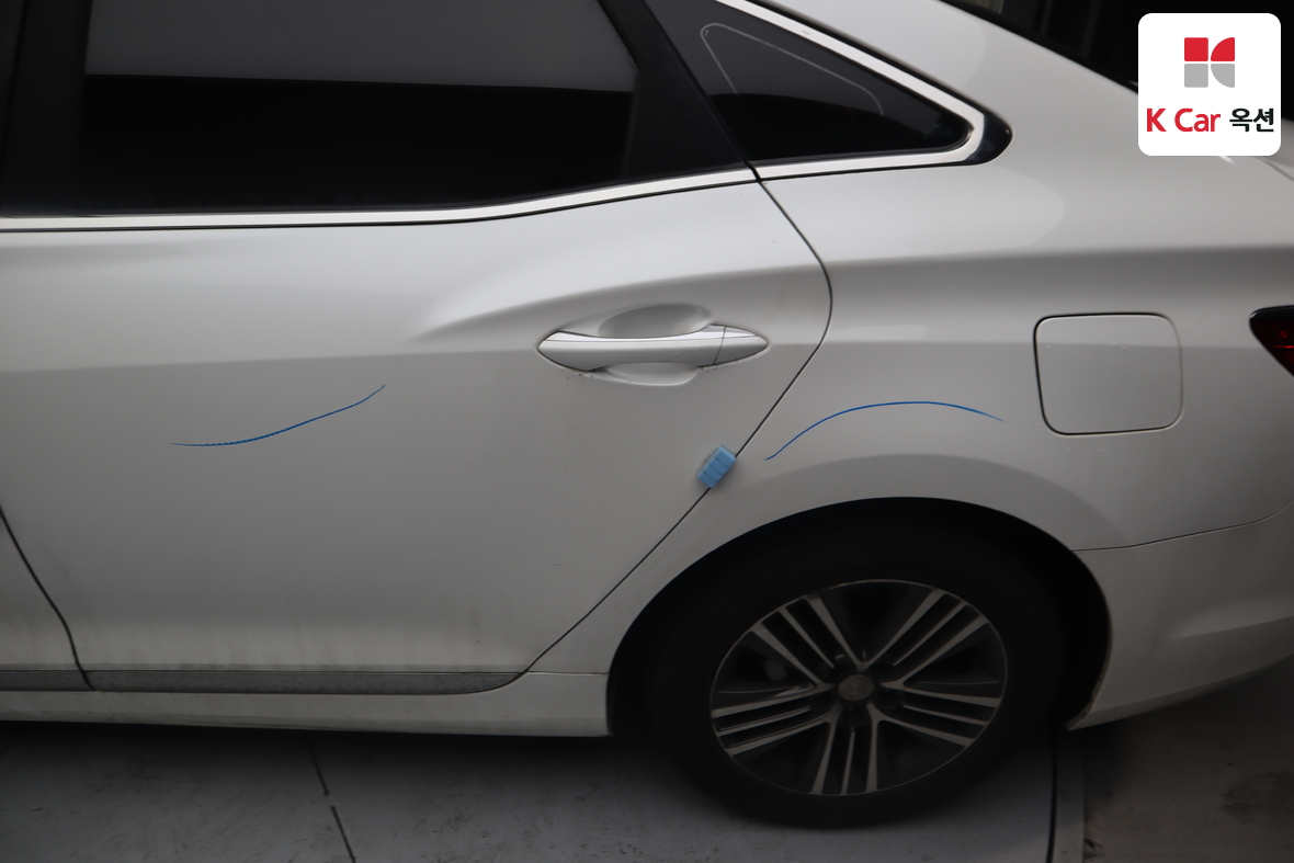 هيونداي أزيرا 2014 - صورة 38