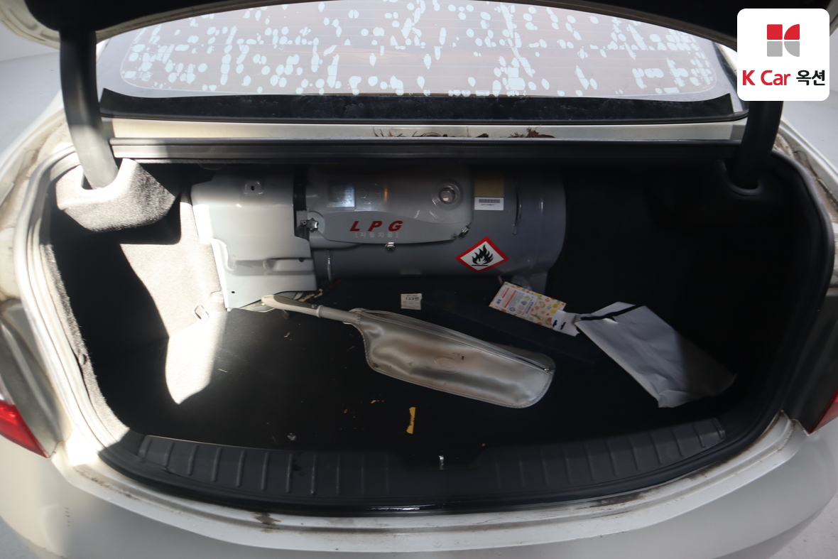 هيونداي أزيرا 2014 - صورة 24