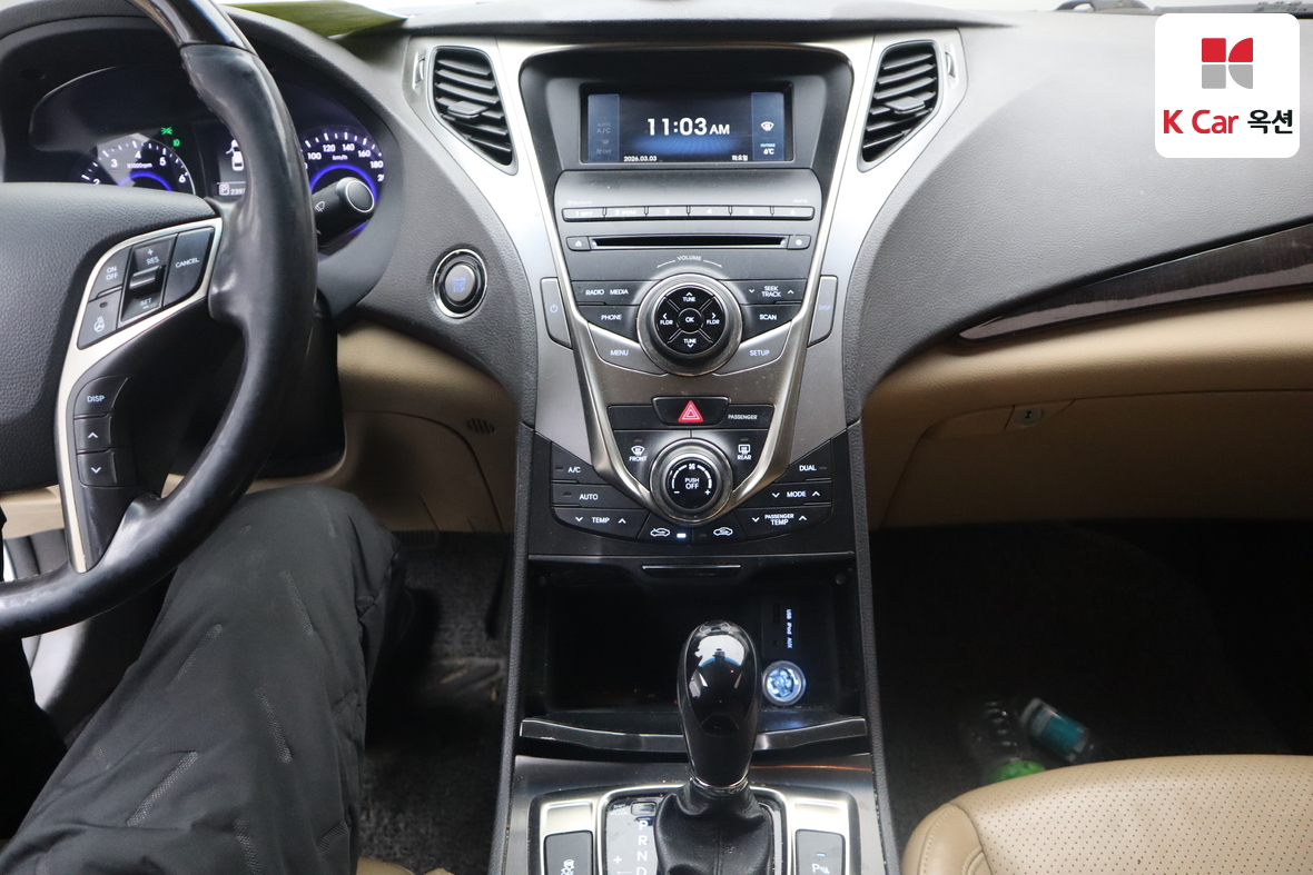 هيونداي أزيرا 2014 - صورة 6