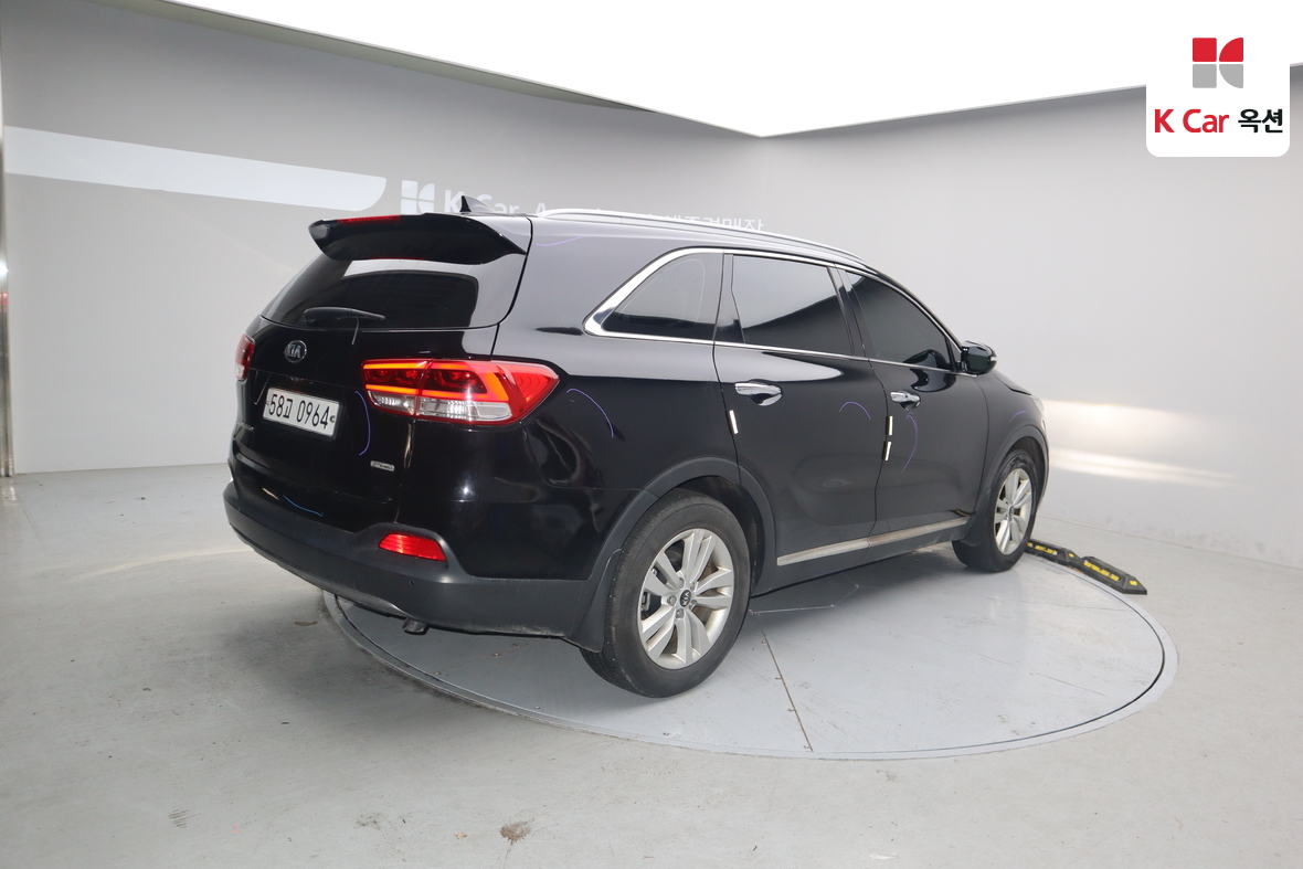 Kia Sorento 2016 - Image 2