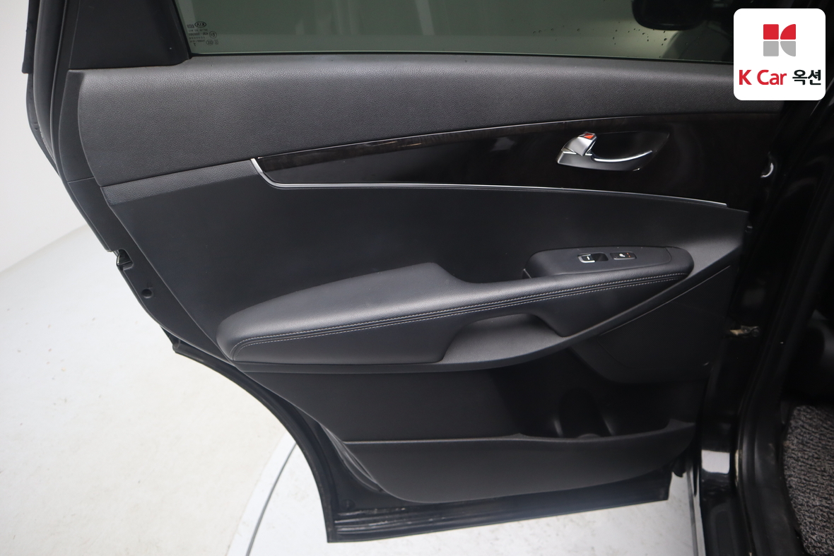 Kia Sorento 2016 - Image 21