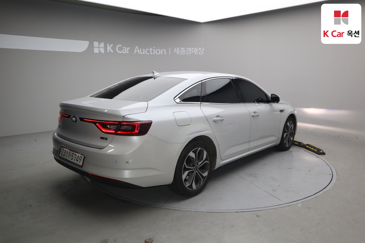 Renault Samsung SM6 2020 - Image 2