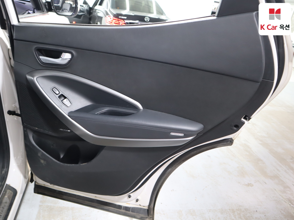 Hyundai Santa Fe 2014 - Image 27