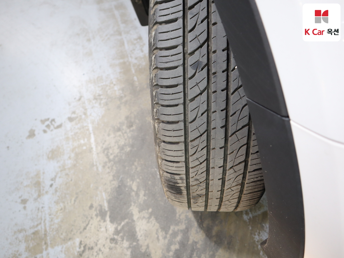 Hyundai Santa Fe 2014 - Image 32