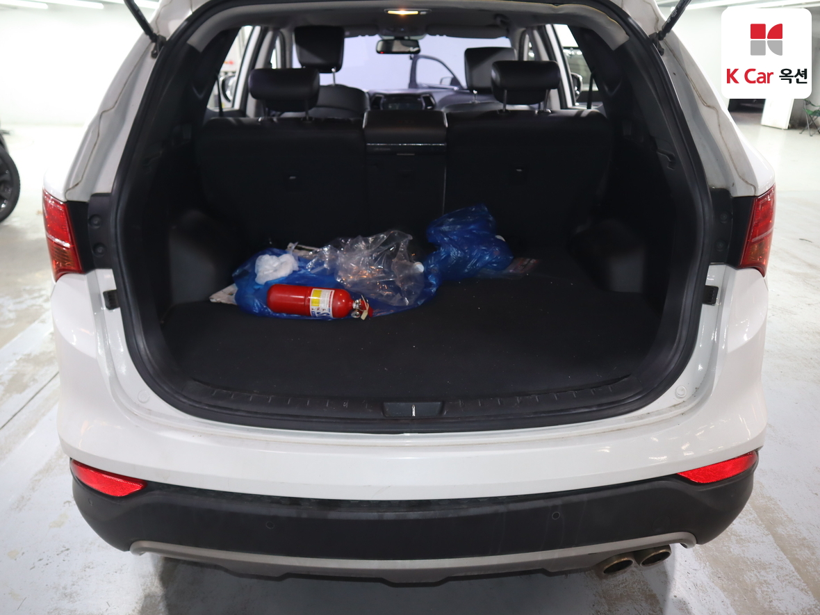 Hyundai Santa Fe 2014 - Image 25