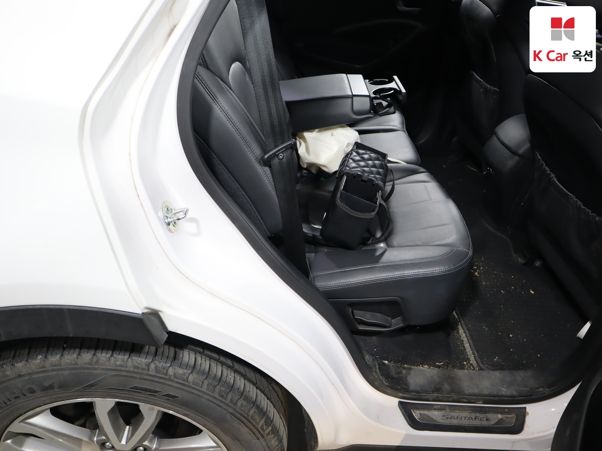 Hyundai Santa Fe 2014 - Image 28