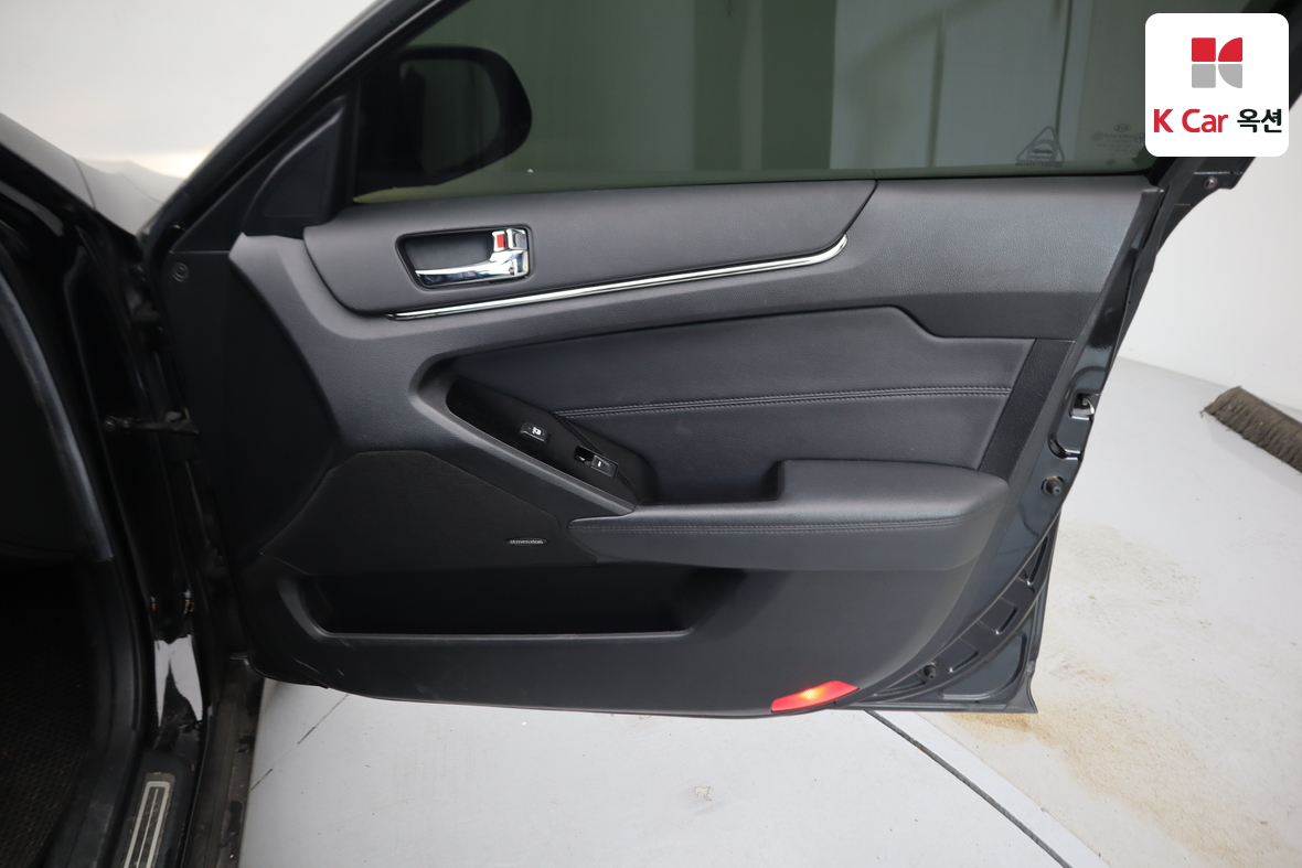 كيا K7 2010 - صورة 29