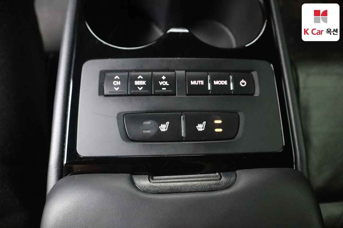 كيا K7 2010 - صورة 24