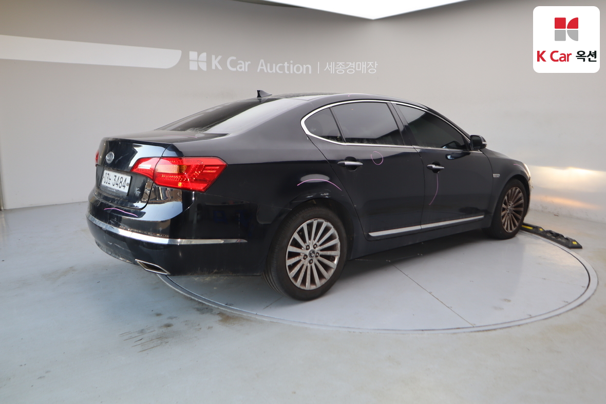 كيا K7 2010 - صورة 2