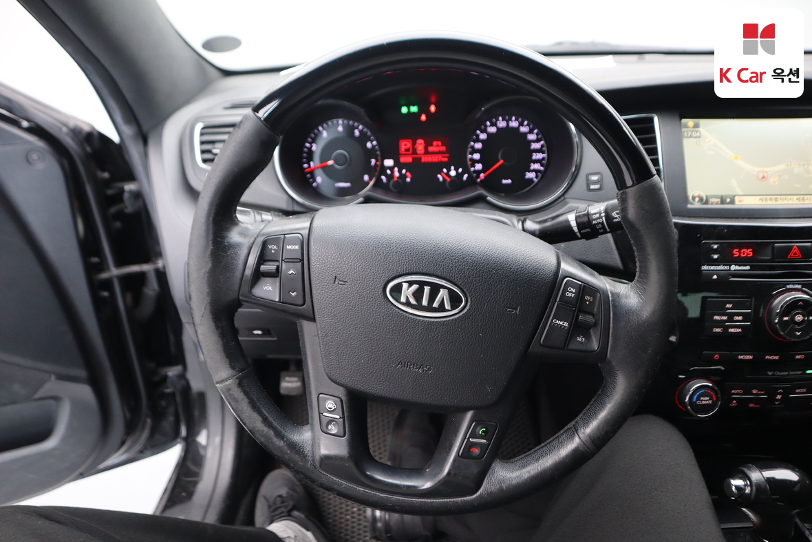 كيا K7 2010 - صورة 10