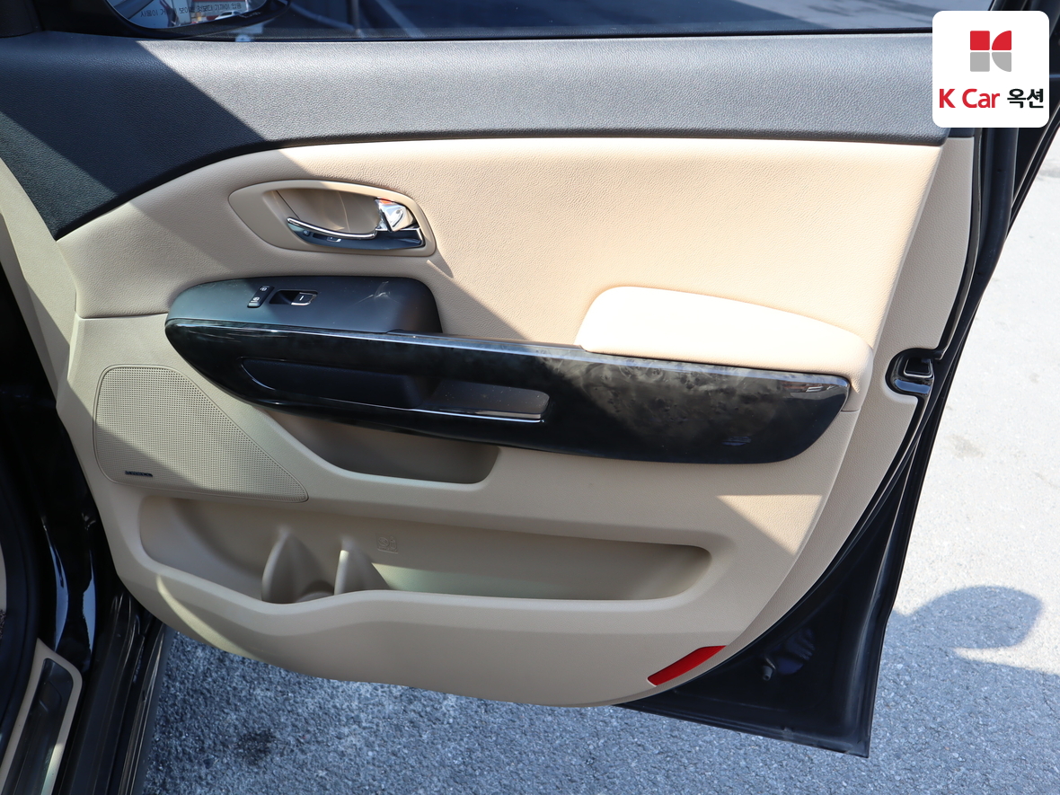 كيا نيو كارنيفال 2019 - صورة 26