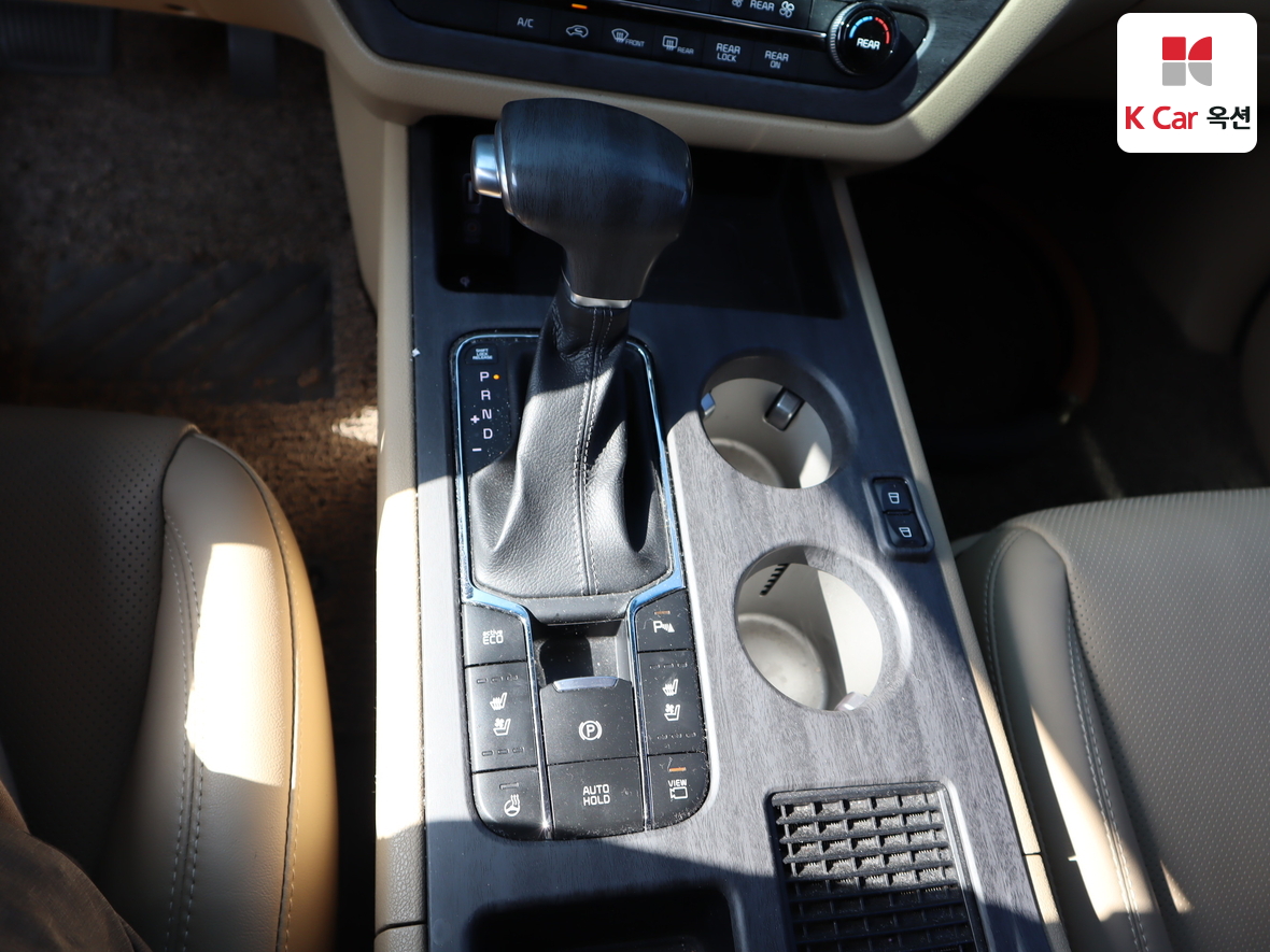 كيا نيو كارنيفال 2019 - صورة 16