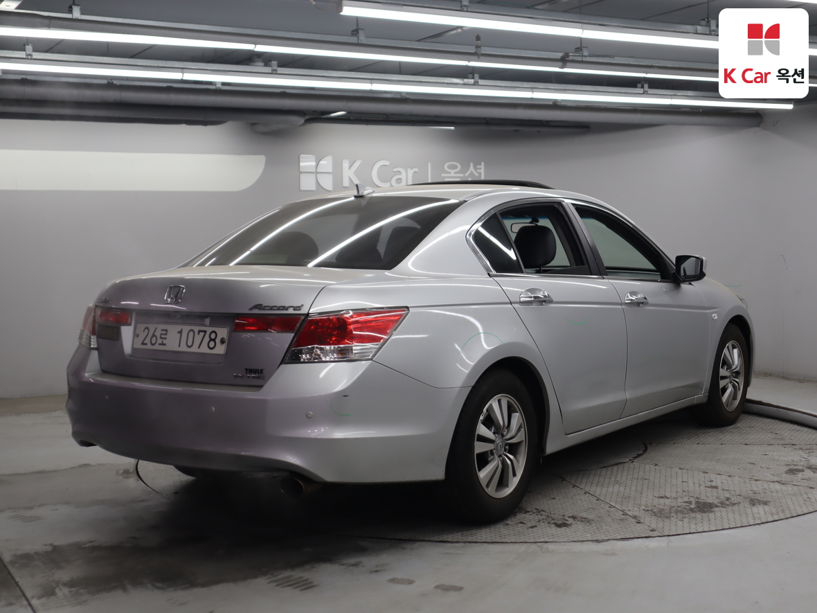 هوندا أكورد الجديد 2009 - صورة 2