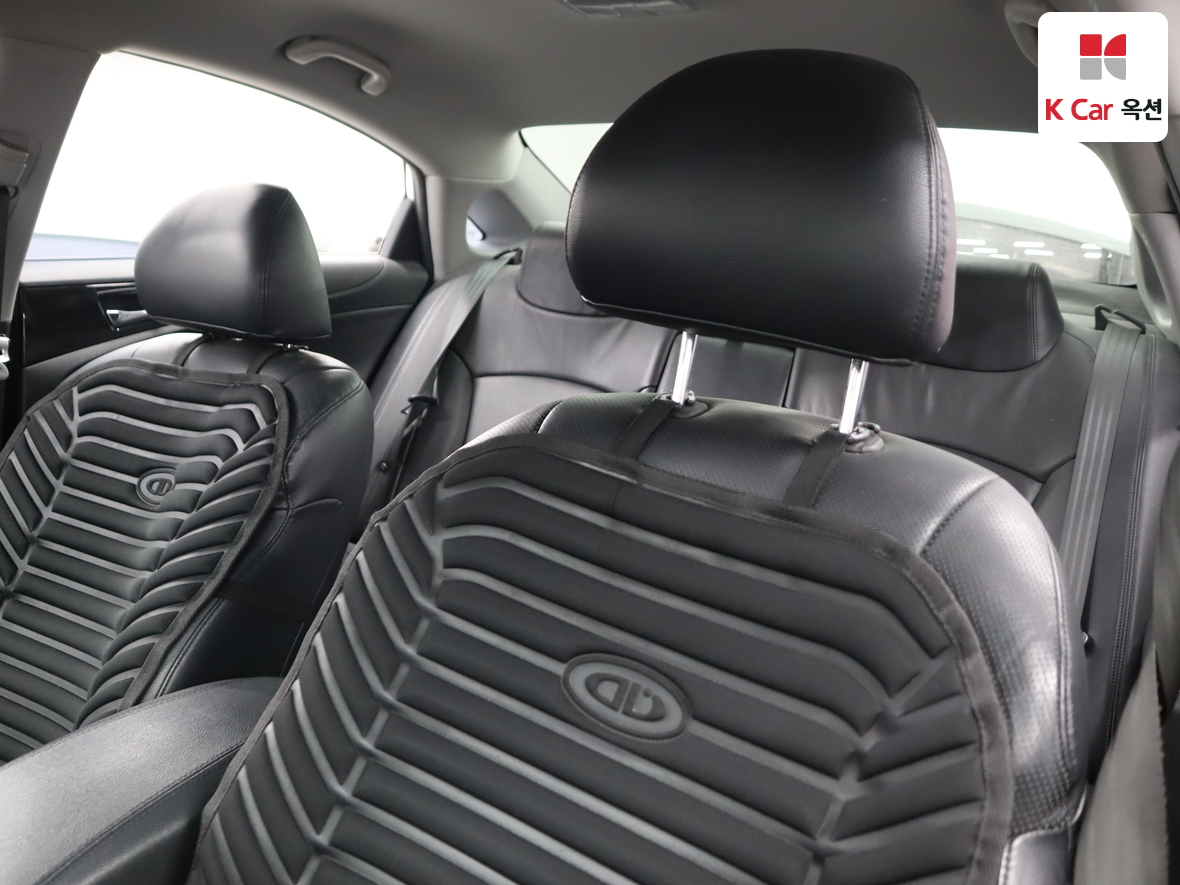 Hyundai Sonata 2011 - Image 19