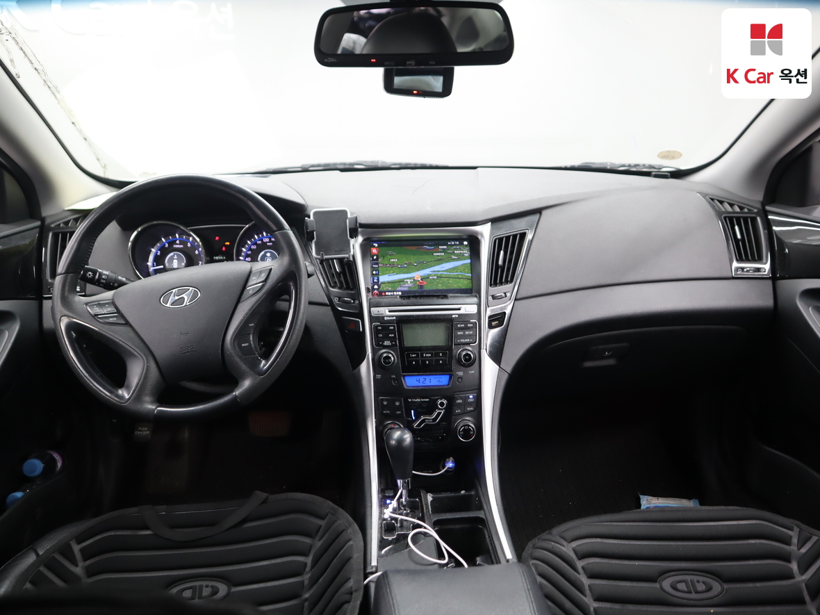 Hyundai Sonata 2011 - Image 3