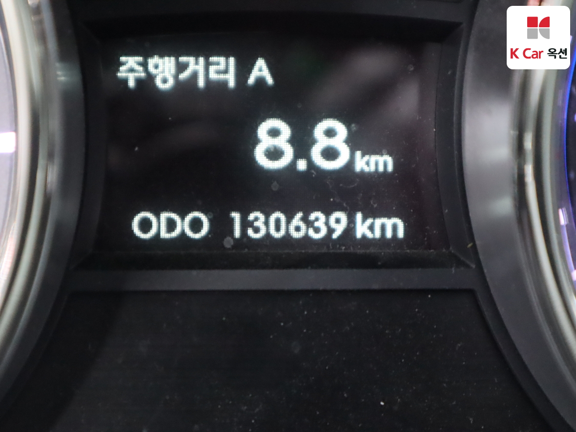 Hyundai Sonata 2011 - Image 4