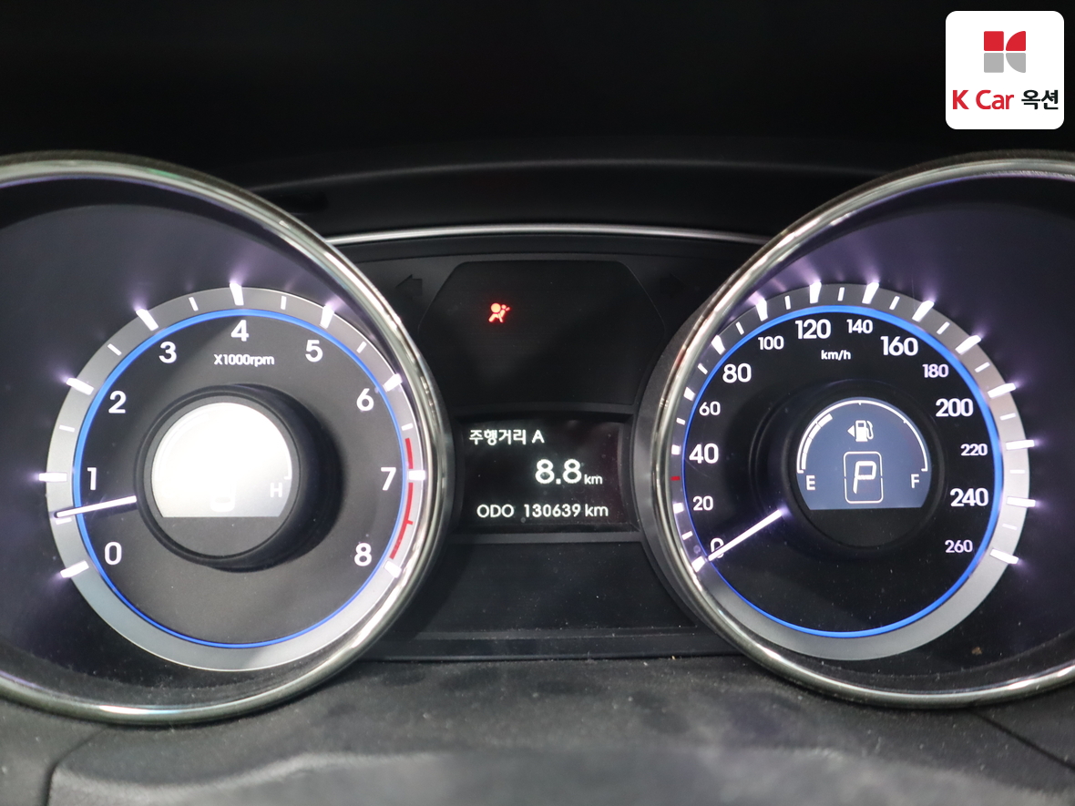 Hyundai Sonata 2011 - Image 5