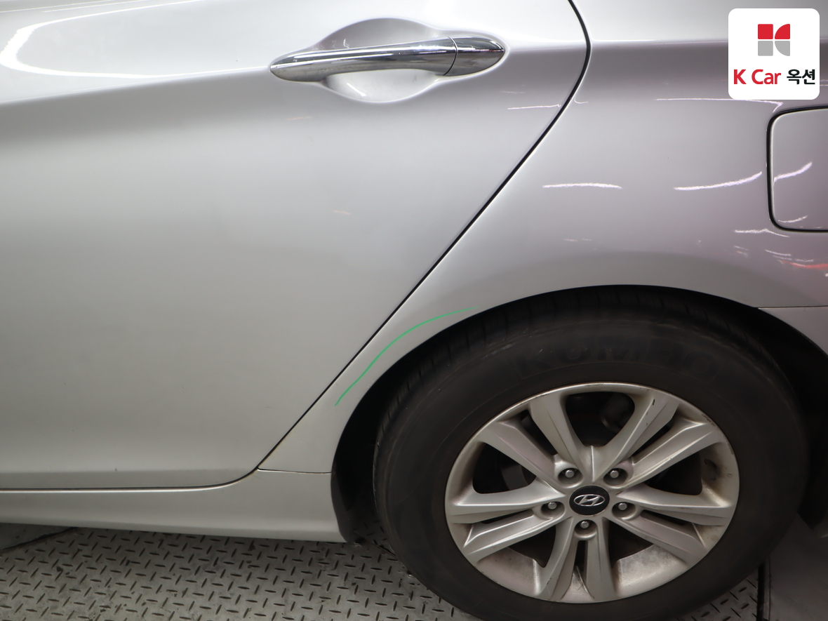 Hyundai Sonata 2011 - Image 39