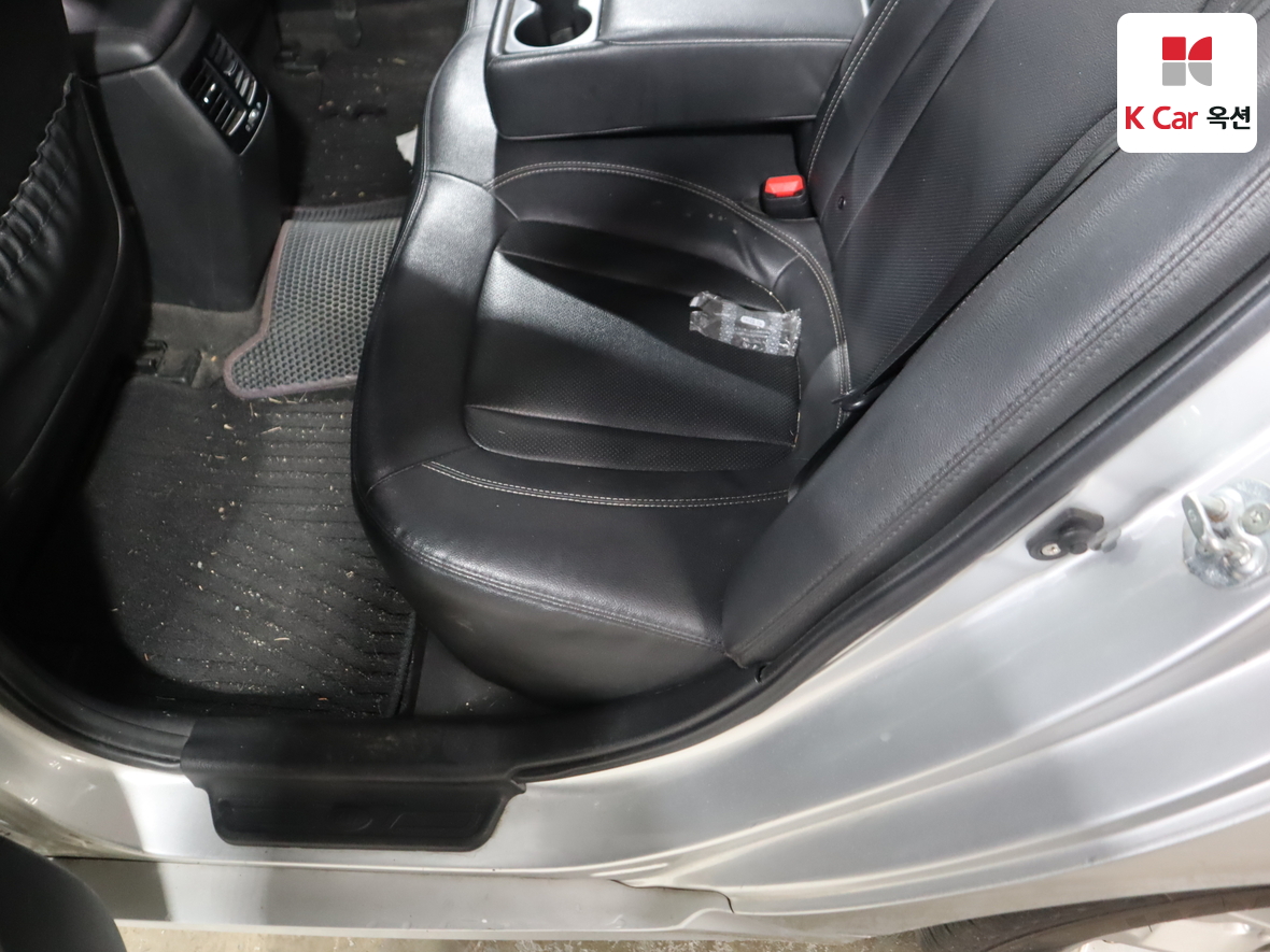 기아자동차 K5 2012 - 이미지 24