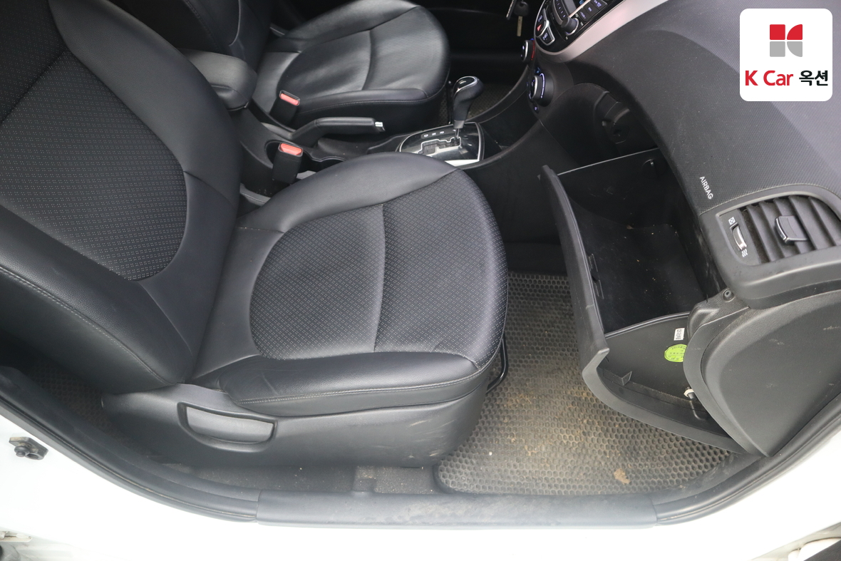 Hyundai Accent 2016 - Image 27