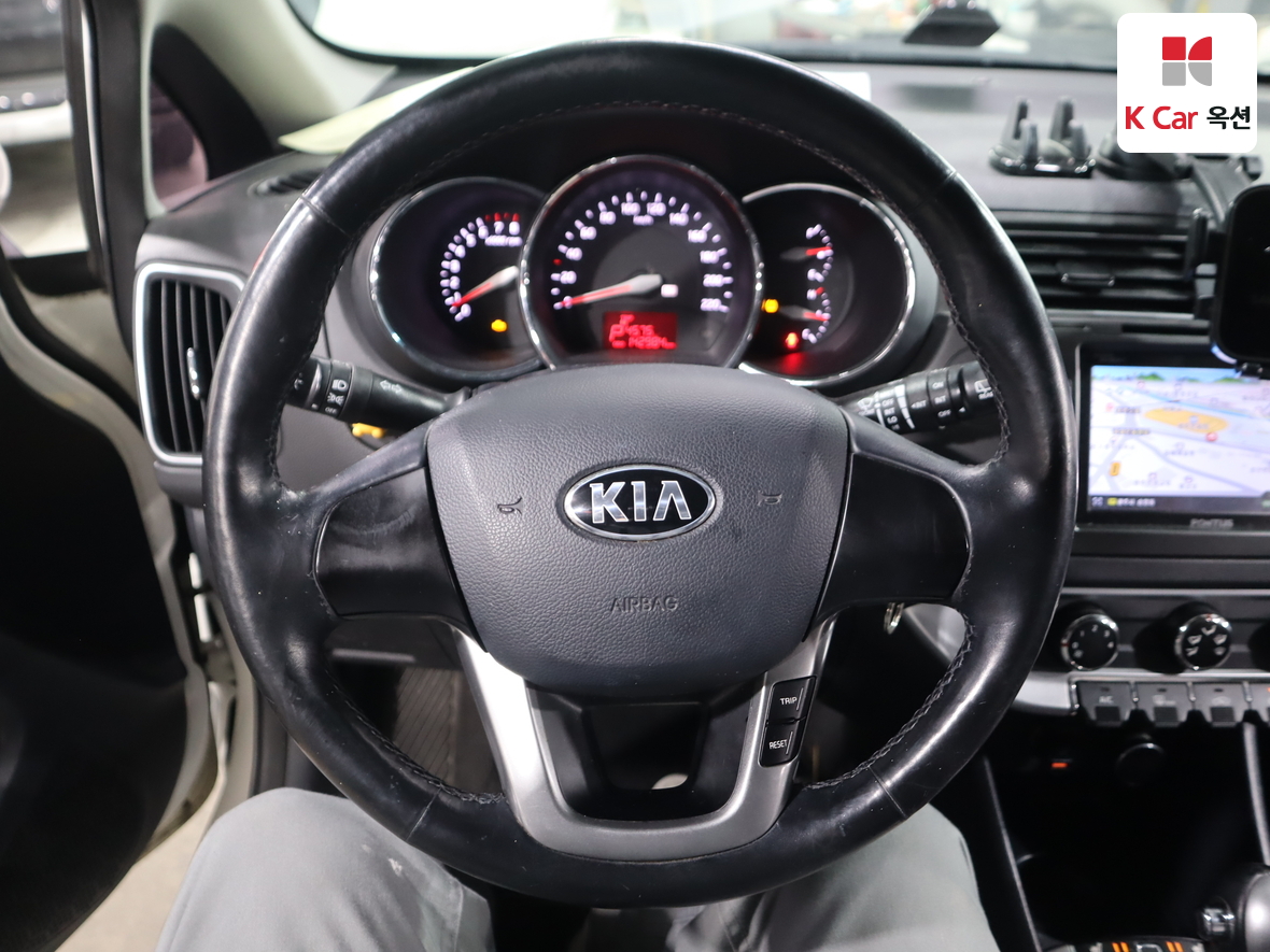 Kia Pride 2016 - Image 10