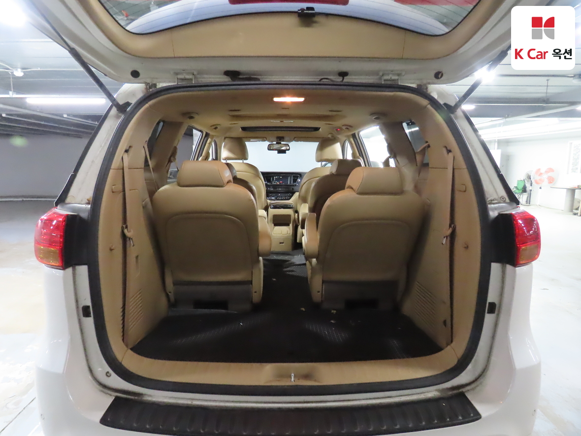 Kia New Carnival 2016 - Image 28