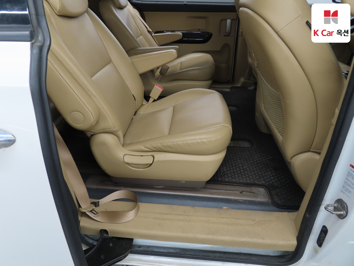 Kia New Carnival 2016 - Image 30