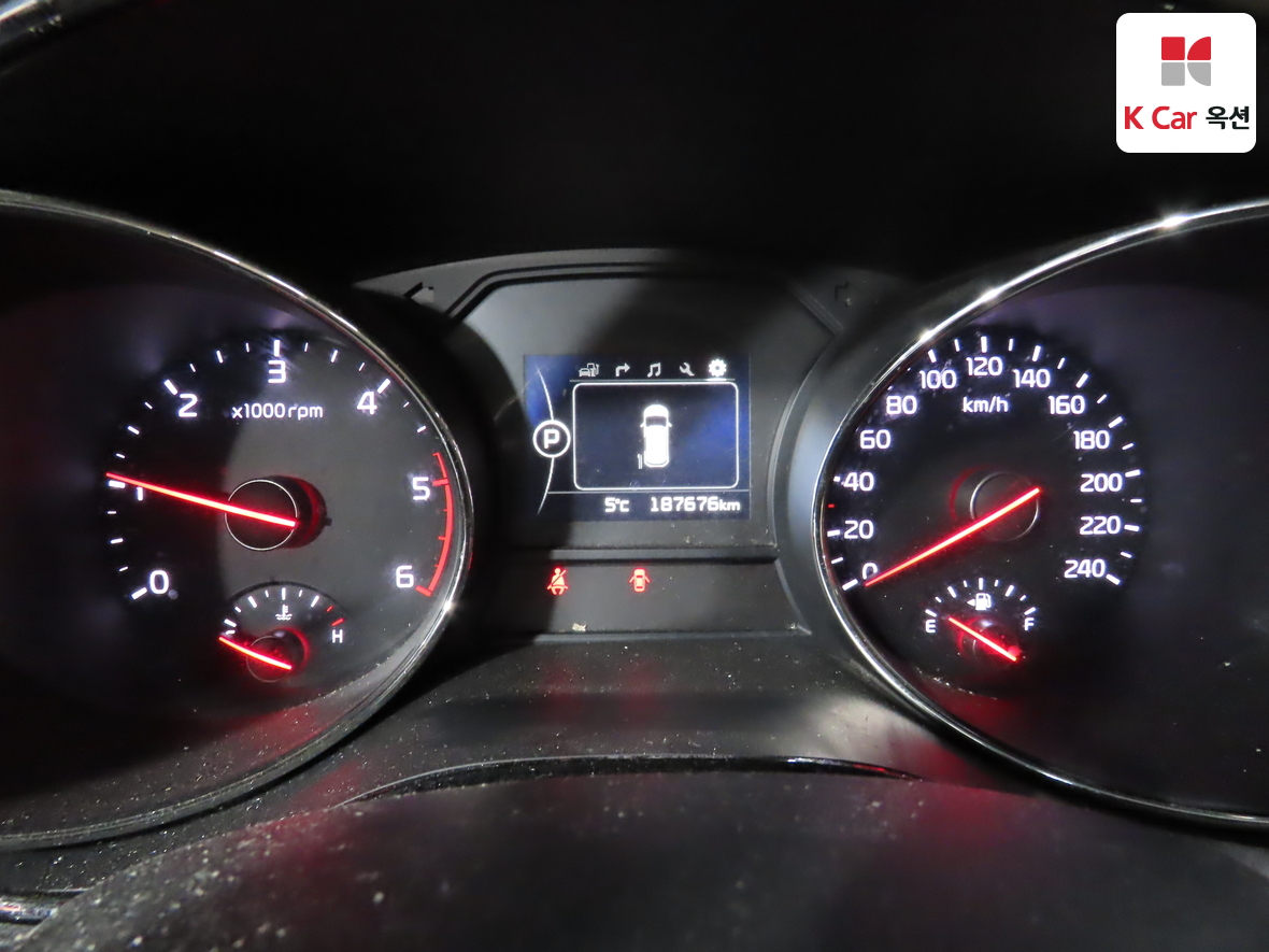 Kia New Carnival 2016 - Image 5