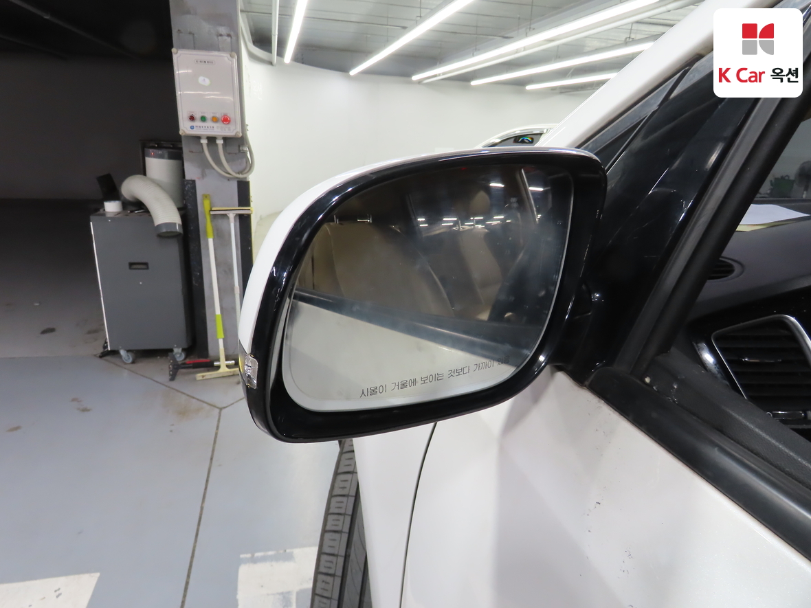 Kia New Carnival 2016 - Image 24