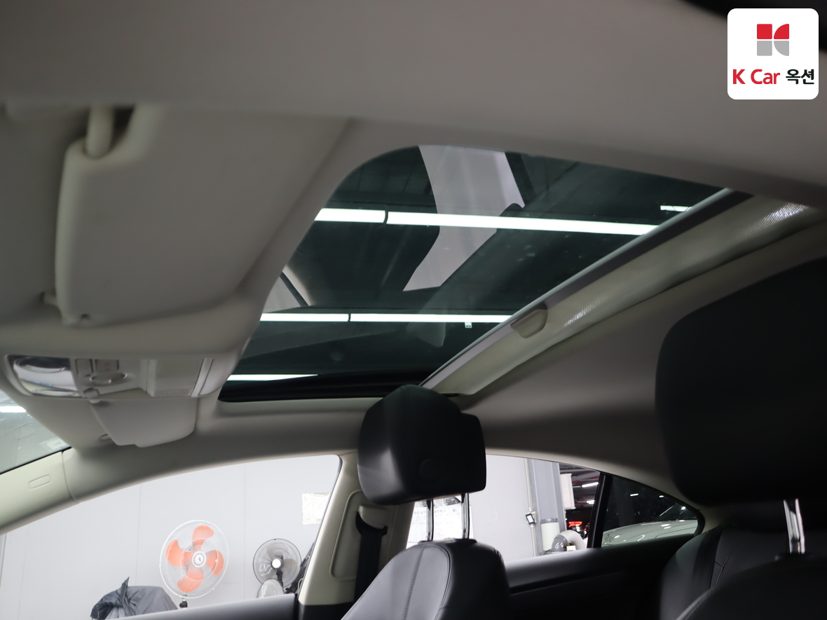 VOLKSWAGEN 씨씨 2013 - 이미지 22