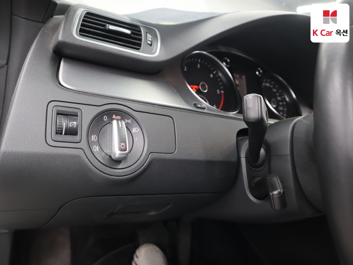 VOLKSWAGEN 씨씨 2013 - 이미지 9