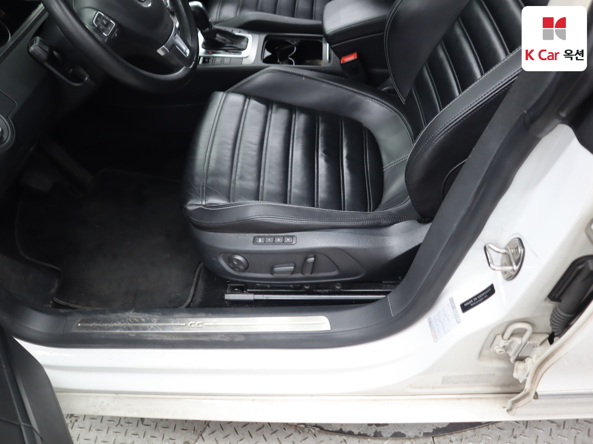 VOLKSWAGEN 씨씨 2013 - 이미지 19