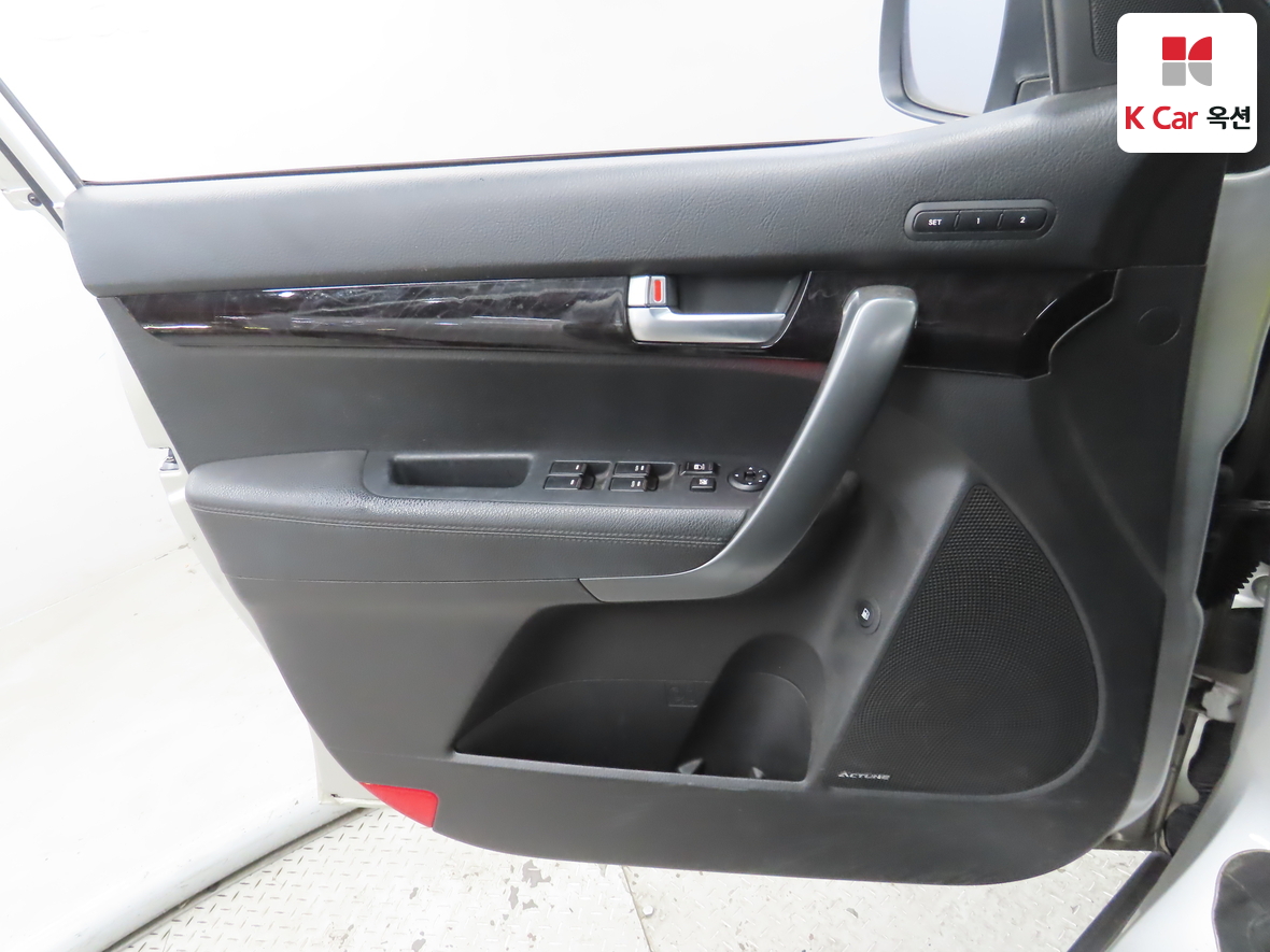 Kia Sorento 2013 - Image 8