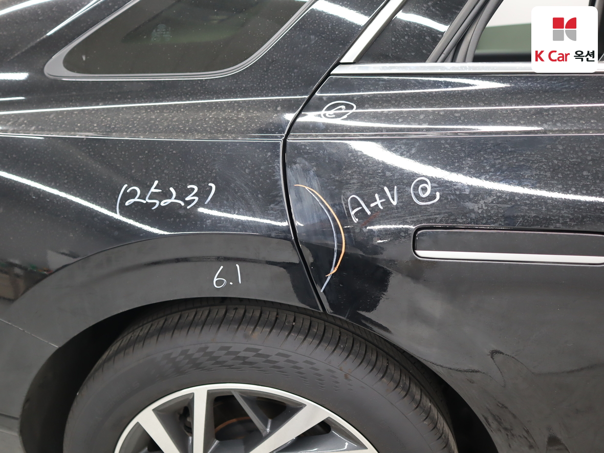 Hyundai AZERA 2023 - Image 38