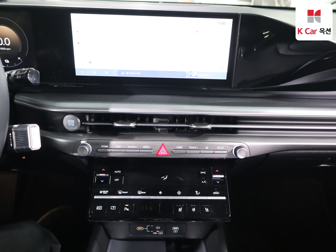 Hyundai AZERA 2023 - Image 6